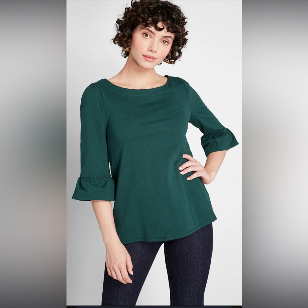 ModCloth boat neck 3/4 sleeve ruffle bow back top blouse Hinter Green Small